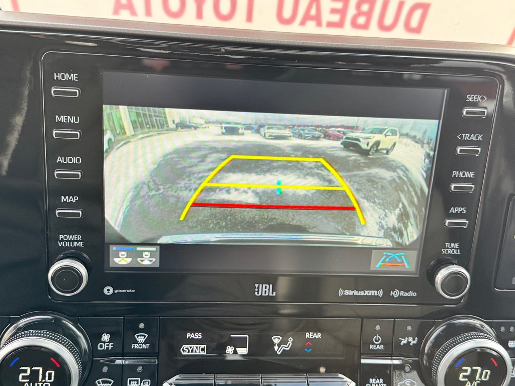 2022 Toyota Highlander LIMITED / BARRE DE TOIT / 7 PASSAGERS / HITCH D'ORIGINE / in Thetford Mines, Quebec - 50 - w1024h768px