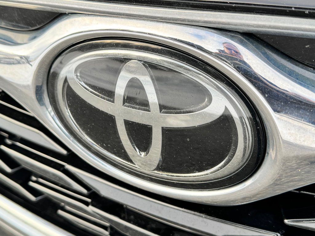 2022 Toyota Highlander LIMITED / BARRE DE TOIT / 7 PASSAGERS / HITCH D'ORIGINE / in Thetford Mines, Quebec - 12 - w1024h768px