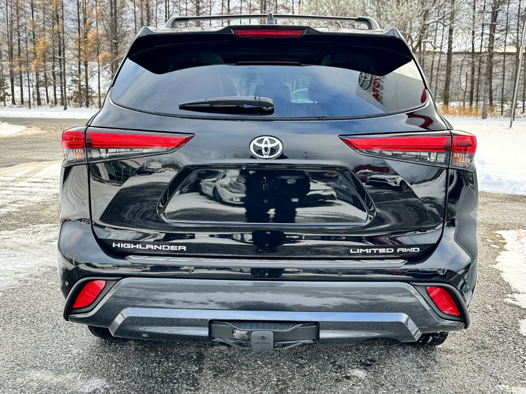 2022 Toyota Highlander LIMITED / BARRE DE TOIT / 7 PASSAGERS / HITCH D'ORIGINE / in Thetford Mines, Quebec - 30 - w1024h768px