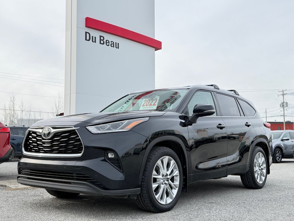2022 Toyota Highlander LIMITED / BARRE DE TOIT / 7 PASSAGERS / HITCH D'ORIGINE / in Thetford Mines, Quebec - 1 - w1024h768px