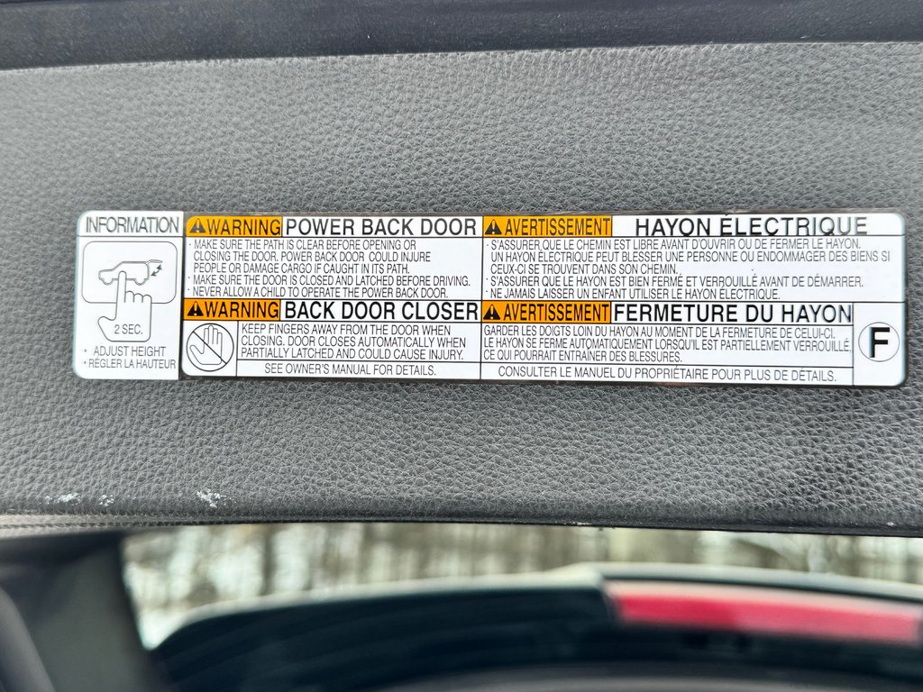 2022 Toyota Highlander LIMITED / BARRE DE TOIT / 7 PASSAGERS / HITCH D'ORIGINE / in Thetford Mines, Quebec - 79 - w1024h768px