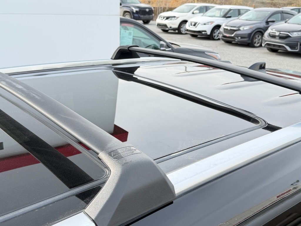 2022 Toyota Highlander LIMITED / BARRE DE TOIT / 7 PASSAGERS / HITCH D'ORIGINE / in Thetford Mines, Quebec - 19 - w1024h768px