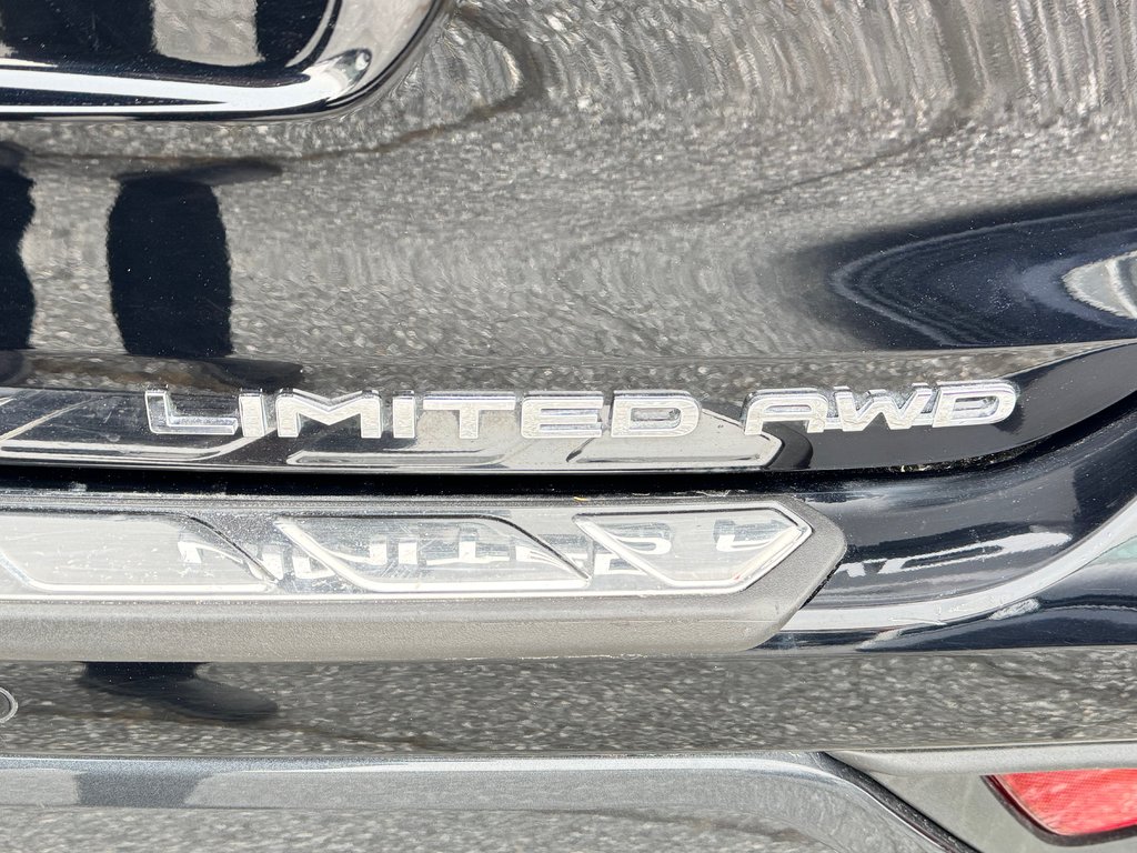 2022 Toyota Highlander LIMITED / BARRE DE TOIT / 7 PASSAGERS / HITCH D'ORIGINE / in Thetford Mines, Quebec - 25 - w1024h768px