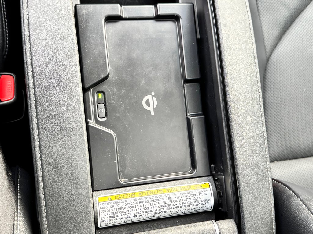 2022 Toyota Highlander LIMITED / BARRE DE TOIT / 7 PASSAGERS / HITCH D'ORIGINE / in Thetford Mines, Quebec - 61 - w1024h768px