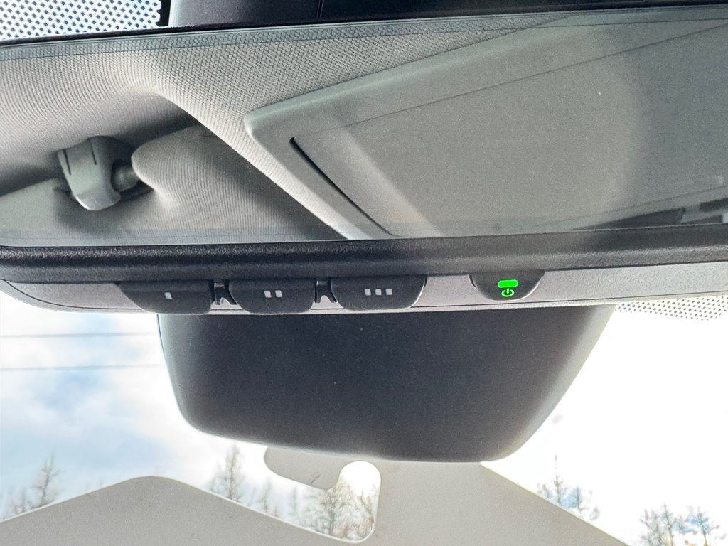 2022 Toyota Highlander LIMITED / BARRE DE TOIT / 7 PASSAGERS / HITCH D'ORIGINE / in Thetford Mines, Quebec - 64 - w1024h768px