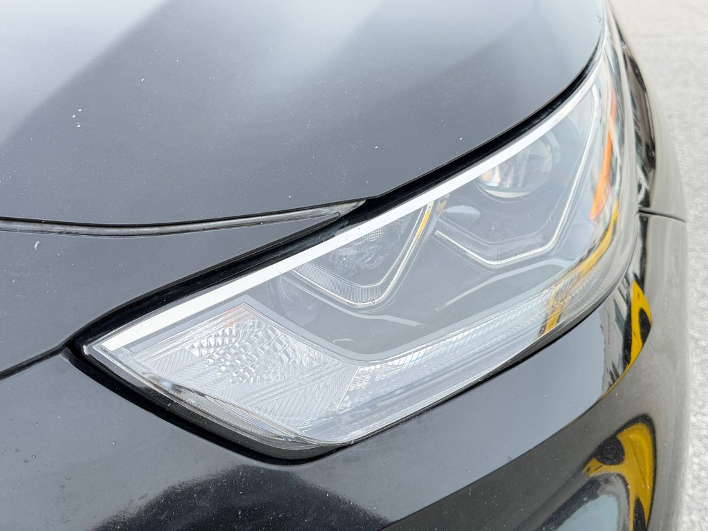 2022 Toyota Highlander LIMITED / BARRE DE TOIT / 7 PASSAGERS / HITCH D'ORIGINE / in Thetford Mines, Quebec - 10 - w1024h768px