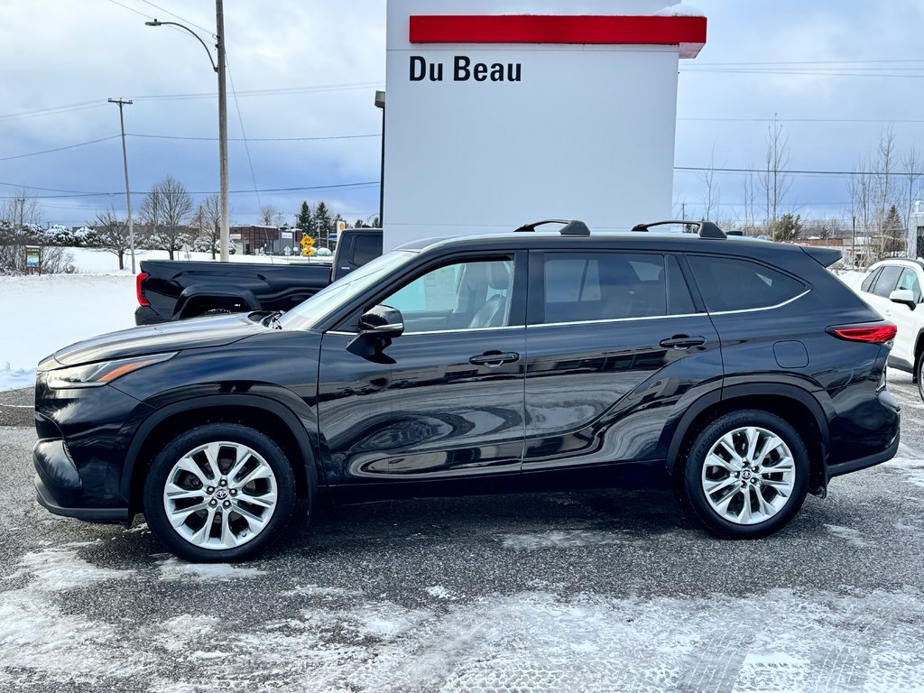 2022 Toyota Highlander LIMITED / BARRE DE TOIT / 7 PASSAGERS / HITCH D'ORIGINE / in Thetford Mines, Quebec - 7 - w1024h768px