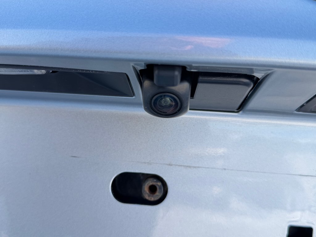 Toyota Highlander XLE AWD / MEILLEUR VUS SUR LA MARCHÉ / 2022 à Thetford Mines, Québec - 23 - w1024h768px