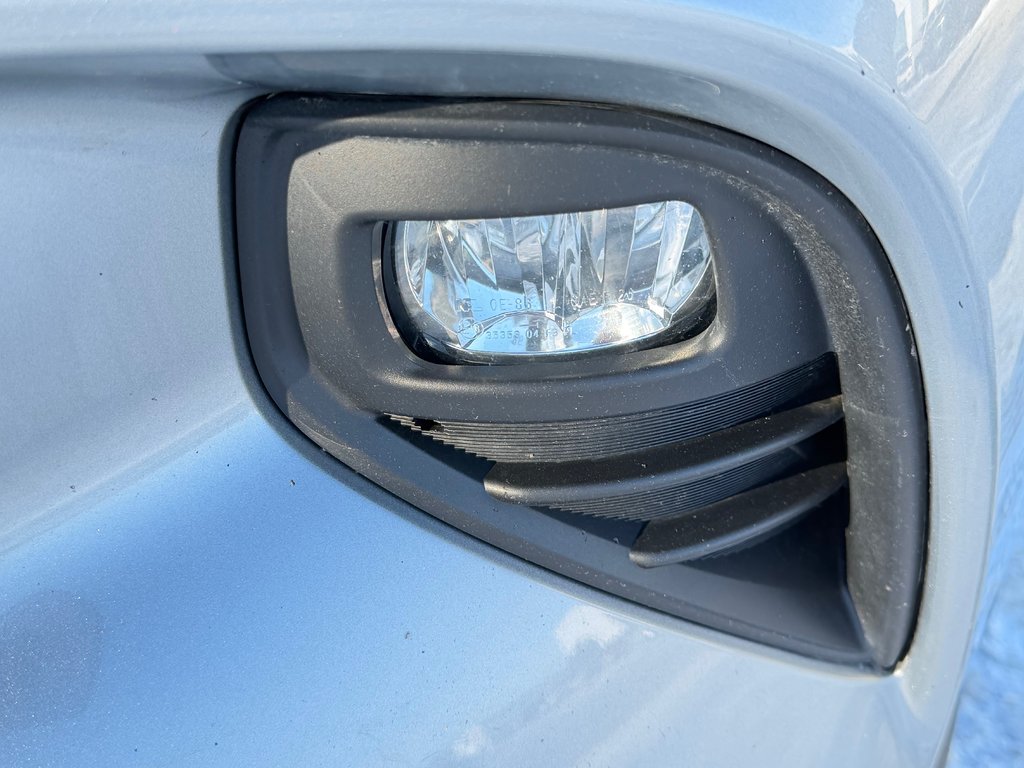 Toyota Highlander XLE AWD / MEILLEUR VUS SUR LA MARCHÉ / 2022 à Thetford Mines, Québec - 11 - w1024h768px