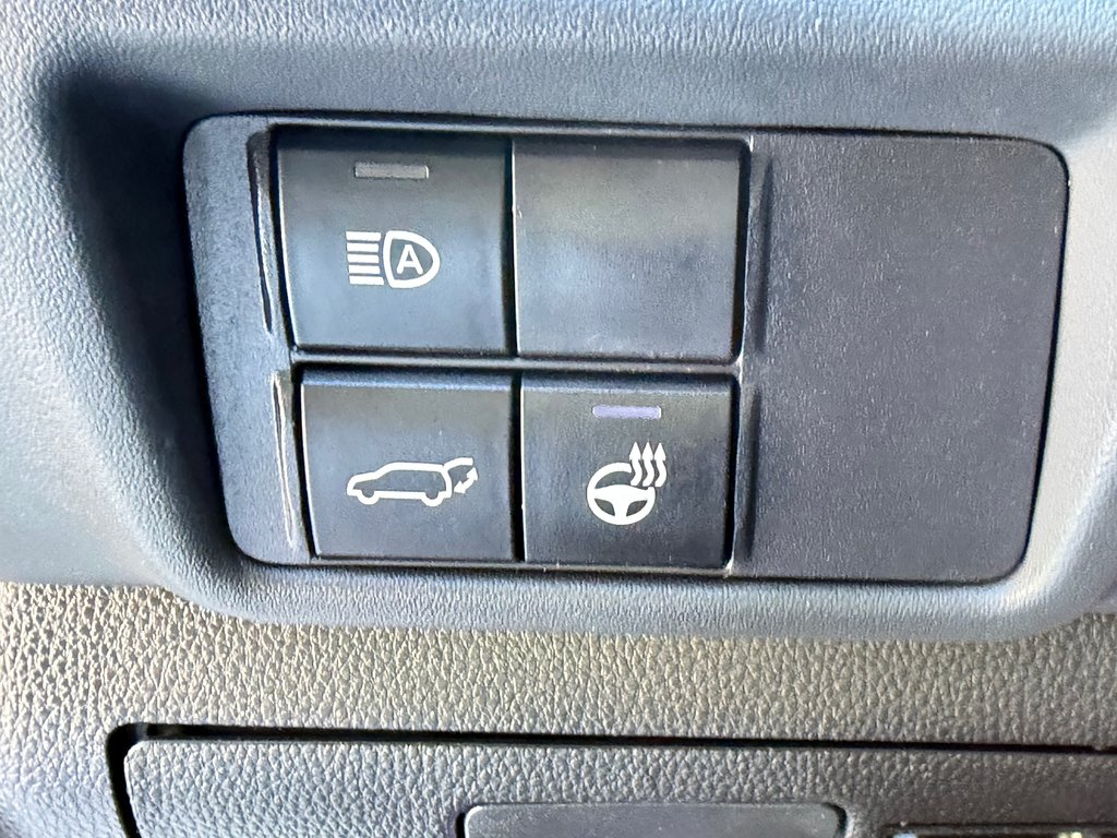 Toyota Highlander XLE AWD / MEILLEUR VUS SUR LA MARCHÉ / 2022 à Thetford Mines, Québec - 33 - w1024h768px