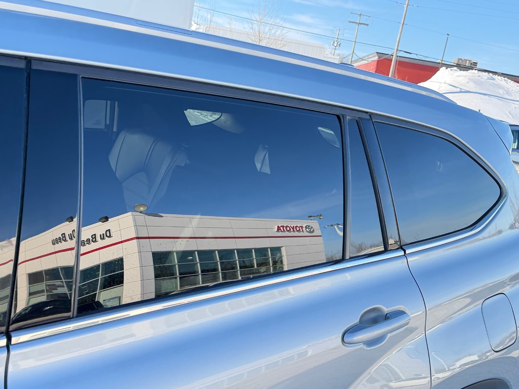 Toyota Highlander XLE AWD / MEILLEUR VUS SUR LA MARCHÉ / 2022 à Thetford Mines, Québec - 20 - w1024h768px