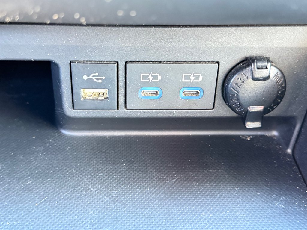 Toyota Highlander XLE AWD / MEILLEUR VUS SUR LA MARCHÉ / 2022 à Thetford Mines, Québec - 45 - w1024h768px