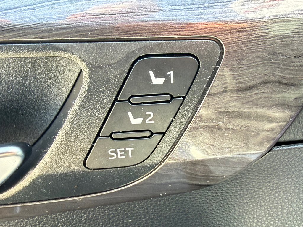 2022 Toyota Highlander PLATINUM AWD / LA TOTALE / ÉTAT NEUF / 20.700KM / in Thetford Mines, Quebec - 38 - w1024h768px