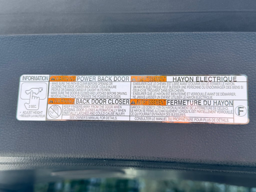 2022 Toyota Highlander PLATINUM AWD / LA TOTALE / ÉTAT NEUF / 20.700KM / in Thetford Mines, Quebec - 82 - w1024h768px