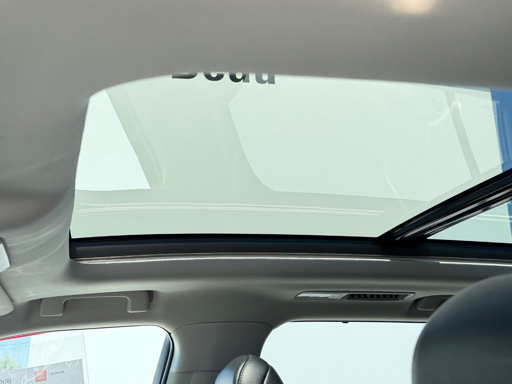 2022 Toyota Highlander PLATINUM AWD / LA TOTALE / ÉTAT NEUF / 20.700KM / in Thetford Mines, Quebec - 69 - w1024h768px
