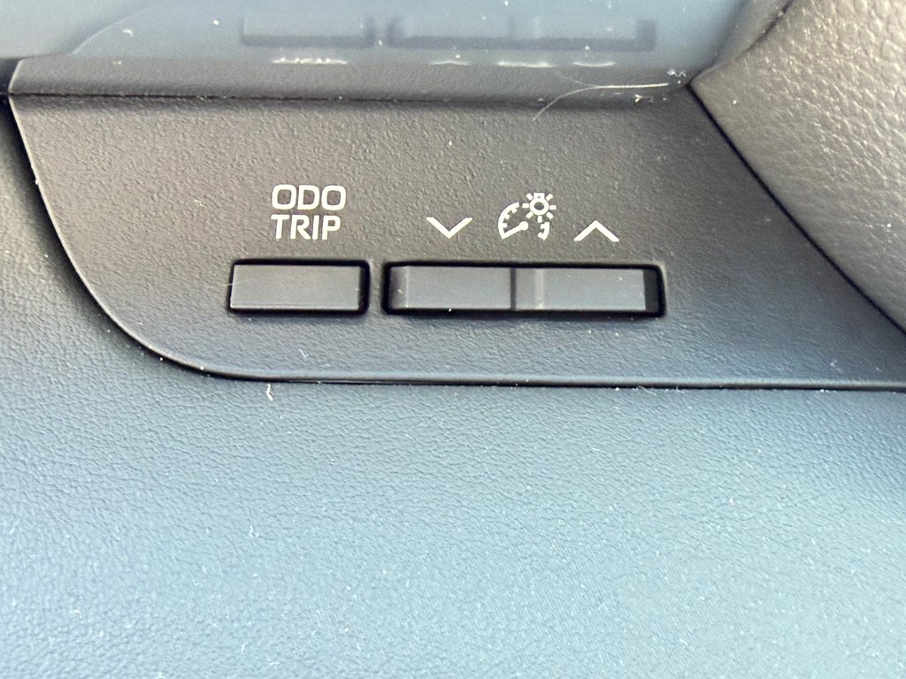2022 Toyota Highlander PLATINUM AWD / LA TOTALE / ÉTAT NEUF / 20.700KM / in Thetford Mines, Quebec - 44 - w1024h768px