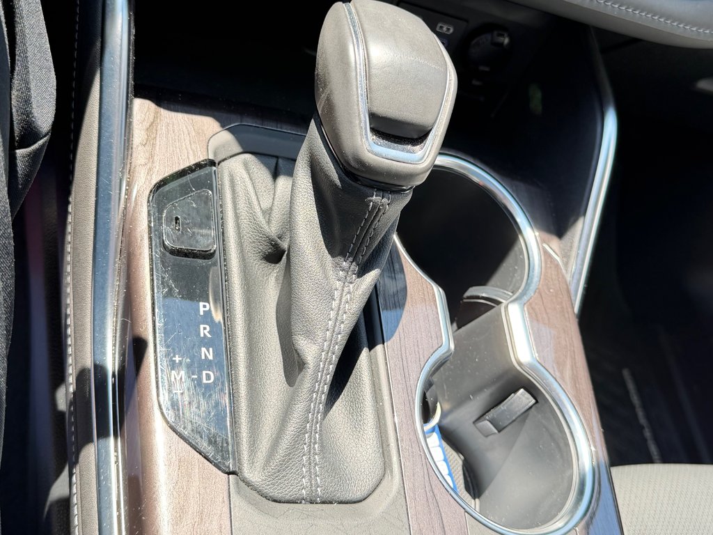 2022 Toyota Highlander PLATINUM AWD / LA TOTALE / ÉTAT NEUF / 20.700KM / in Thetford Mines, Quebec - 58 - w1024h768px