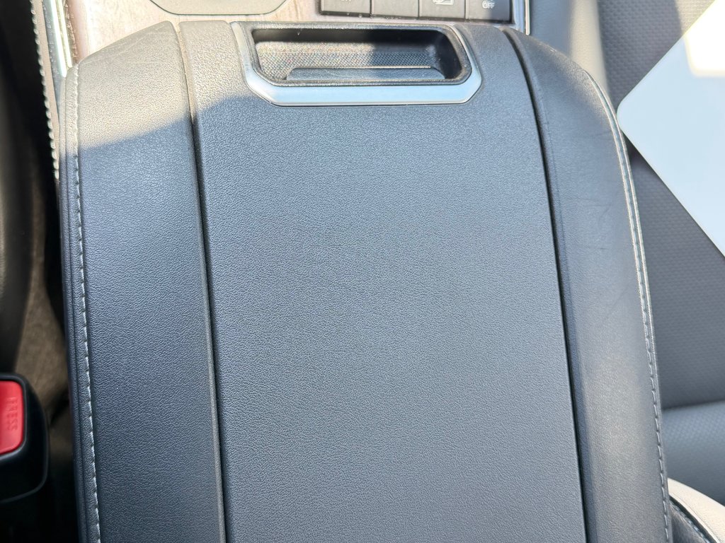 2022 Toyota Highlander PLATINUM AWD / LA TOTALE / ÉTAT NEUF / 20.700KM / in Thetford Mines, Quebec - 62 - w1024h768px