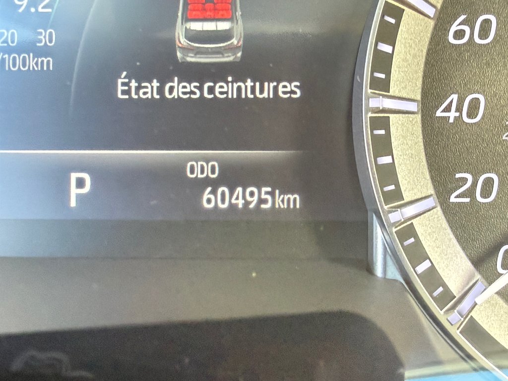 Toyota Highlander PLATINUM AWD / LA TOTALE !!! / PAS SORTI L'HIVER / 2022 à Thetford Mines, Québec - 50 - w1024h768px