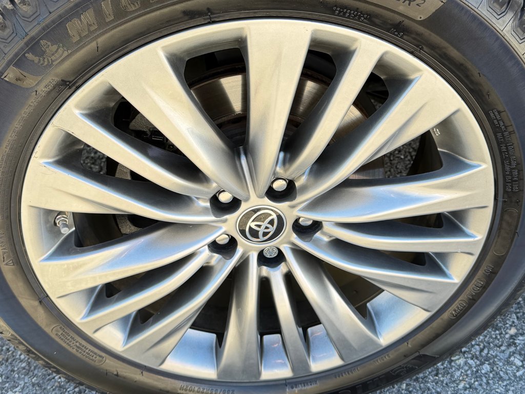 Toyota Highlander PLATINUM AWD / LA TOTALE !!! / PAS SORTI L'HIVER / 2022 à Thetford Mines, Québec - 17 - w1024h768px