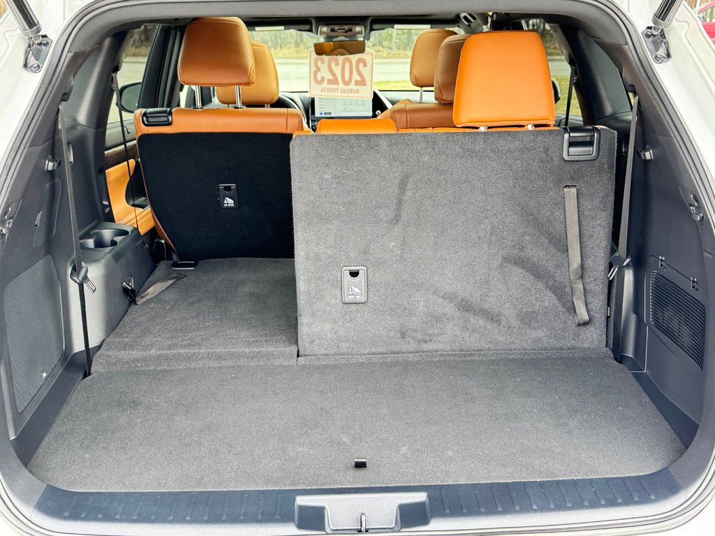 Toyota Highlander PLATINUM / IMPECCABLE / INT: BRUN /1 SEUL PROPR / 2023 à Thetford Mines, Québec - 74 - w1024h768px