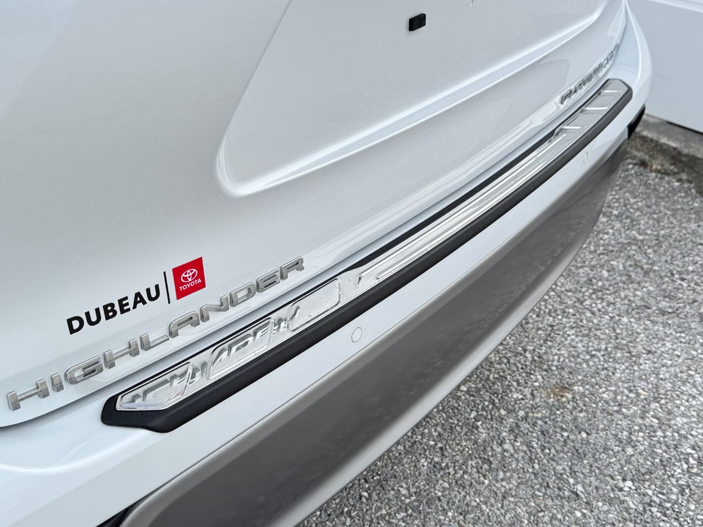Toyota Highlander PLATINUM / IMPECCABLE / INT: BRUN /1 SEUL PROPR / 2023 à Thetford Mines, Québec - 26 - w1024h768px