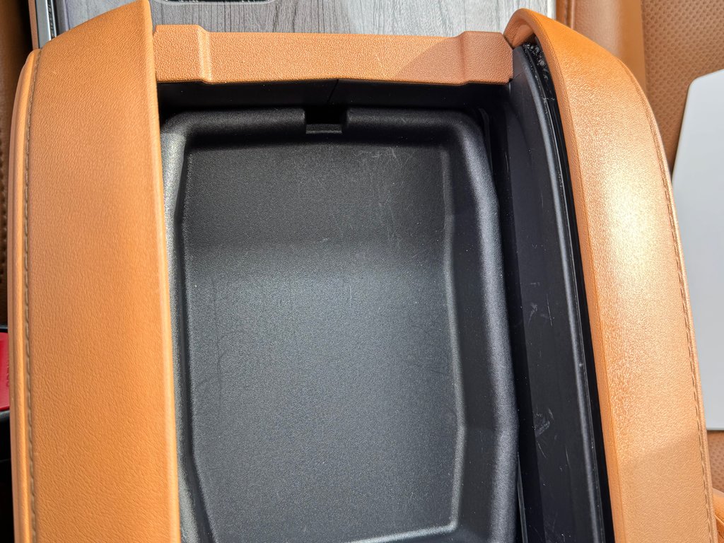 Toyota Highlander PLATINUM / IMPECCABLE / INT: BRUN /1 SEUL PROPR / 2023 à Thetford Mines, Québec - 59 - w1024h768px