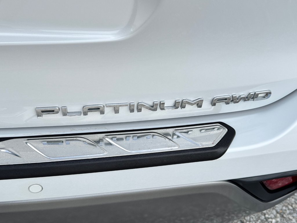 Toyota Highlander PLATINUM / IMPECCABLE / INT: BRUN /1 SEUL PROPR / 2023 à Thetford Mines, Québec - 25 - w1024h768px