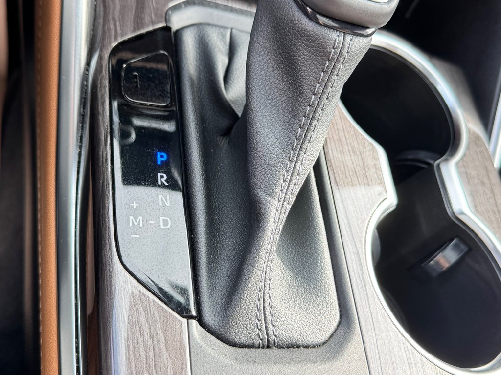 Toyota Highlander PLATINUM / IMPECCABLE / INT: BRUN /1 SEUL PROPR / 2023 à Thetford Mines, Québec - 54 - w1024h768px