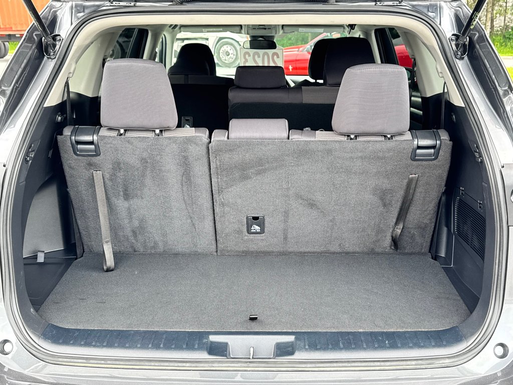 Toyota Highlander LE AWD / BAS KILOS / MEILLEUR VUS SUR LE MARCHÉ / 2023 à Thetford Mines, Québec - 61 - w1024h768px