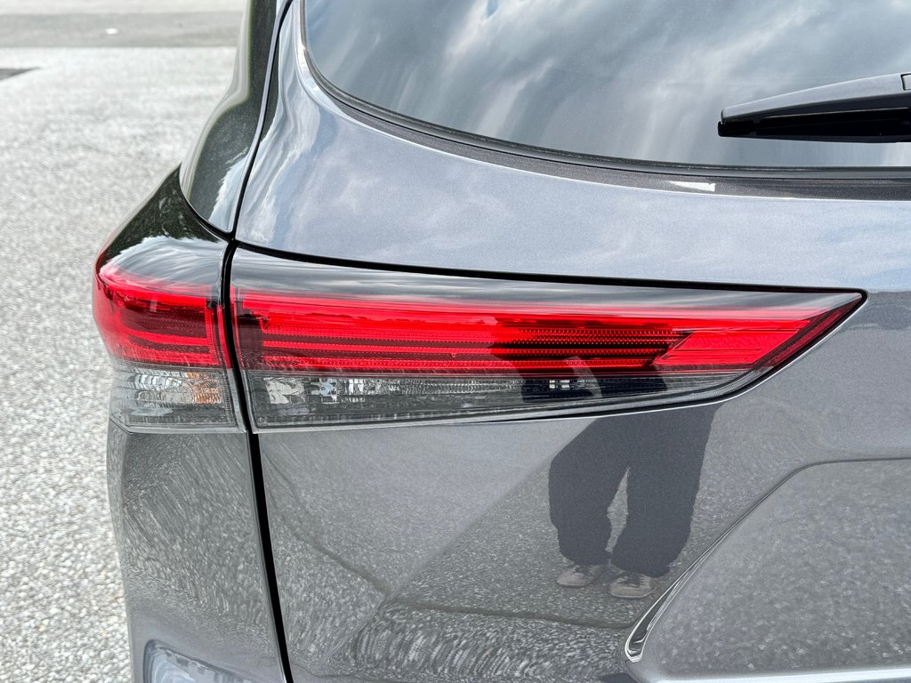 Toyota Highlander LE AWD / BAS KILOS / MEILLEUR VUS SUR LE MARCHÉ / 2023 à Thetford Mines, Québec - 19 - w1024h768px
