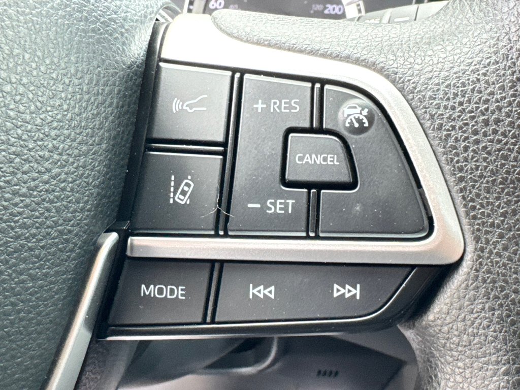 Toyota Highlander LE AWD / BAS KILOS / MEILLEUR VUS SUR LE MARCHÉ / 2023 à Thetford Mines, Québec - 34 - w1024h768px