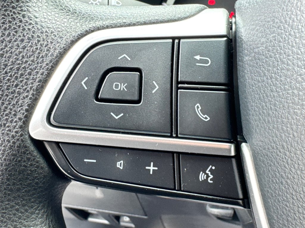 Toyota Highlander LE AWD / BAS KILOS / MEILLEUR VUS SUR LE MARCHÉ / 2023 à Thetford Mines, Québec - 32 - w1024h768px