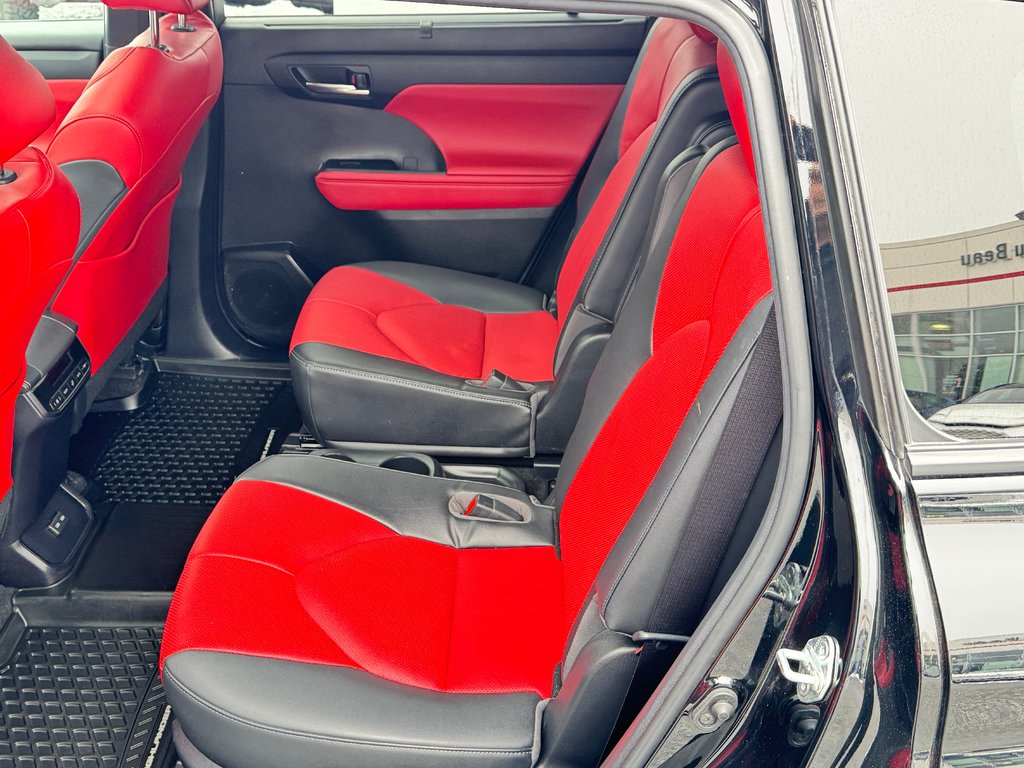 Toyota Highlander XSE / JAMAIS ACCIDENTÉ  / ATT. REMORQUE TOYOTA 2023 à Thetford Mines, Québec - 58 - w1024h768px