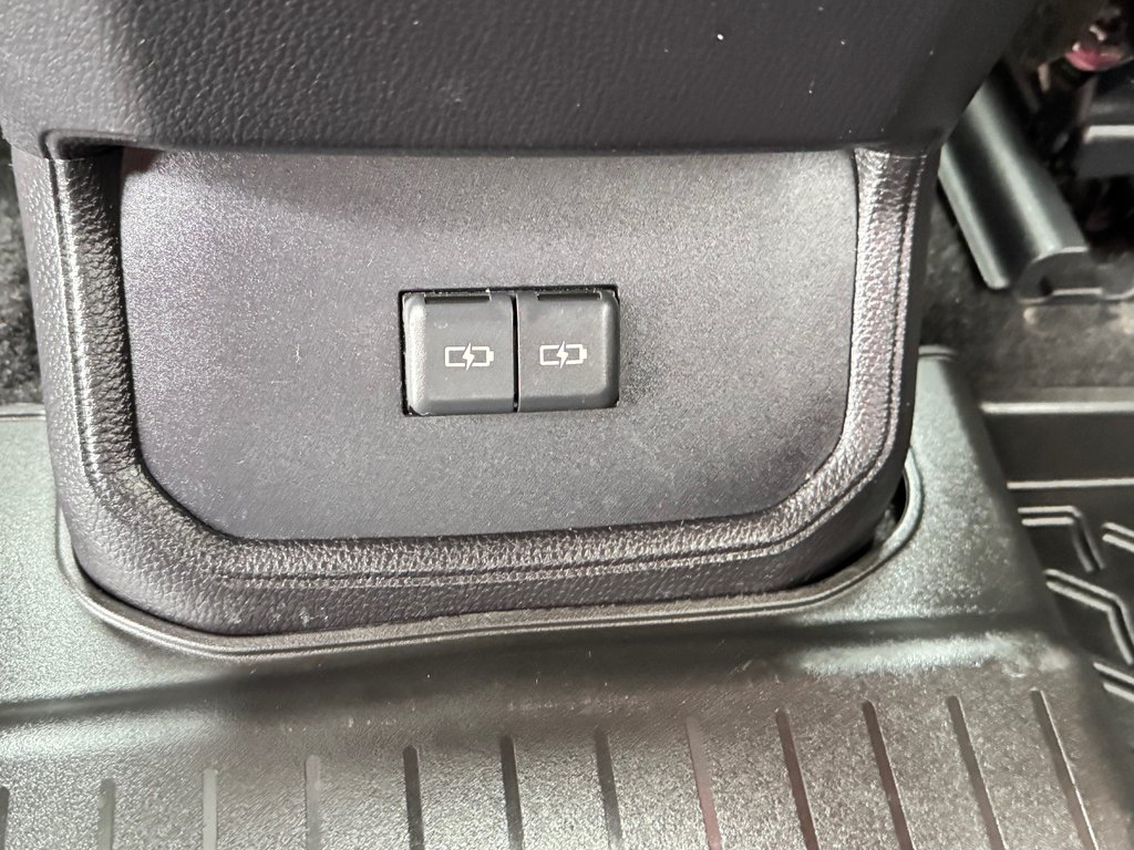 Toyota Highlander XSE / JAMAIS ACCIDENTÉ  / ATT. REMORQUE TOYOTA 2023 à Thetford Mines, Québec - 61 - w1024h768px