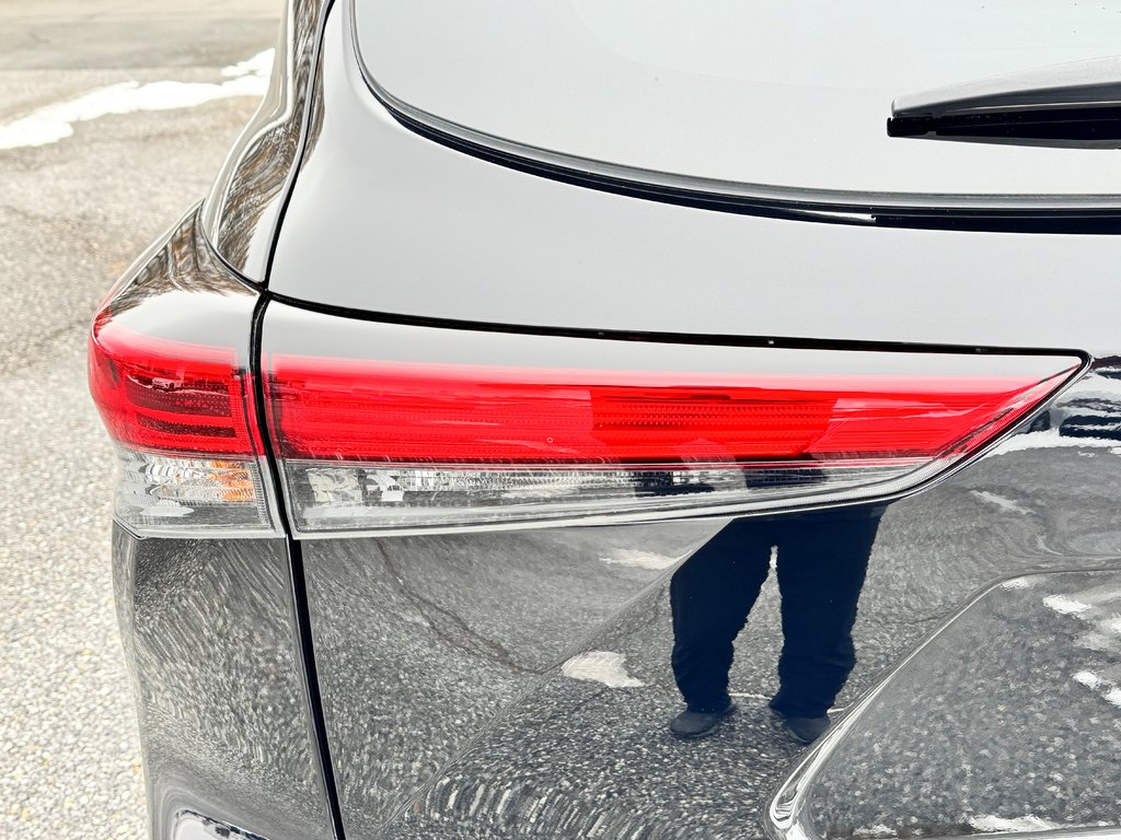 Toyota Highlander XSE / JAMAIS ACCIDENTÉ  / ATT. REMORQUE TOYOTA 2023 à Thetford Mines, Québec - 24 - w1024h768px