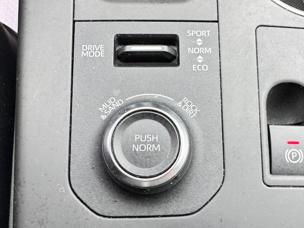 Toyota Highlander XSE / JAMAIS ACCIDENTÉ  / ATT. REMORQUE TOYOTA 2023 à Thetford Mines, Québec - 49 - w1024h768px