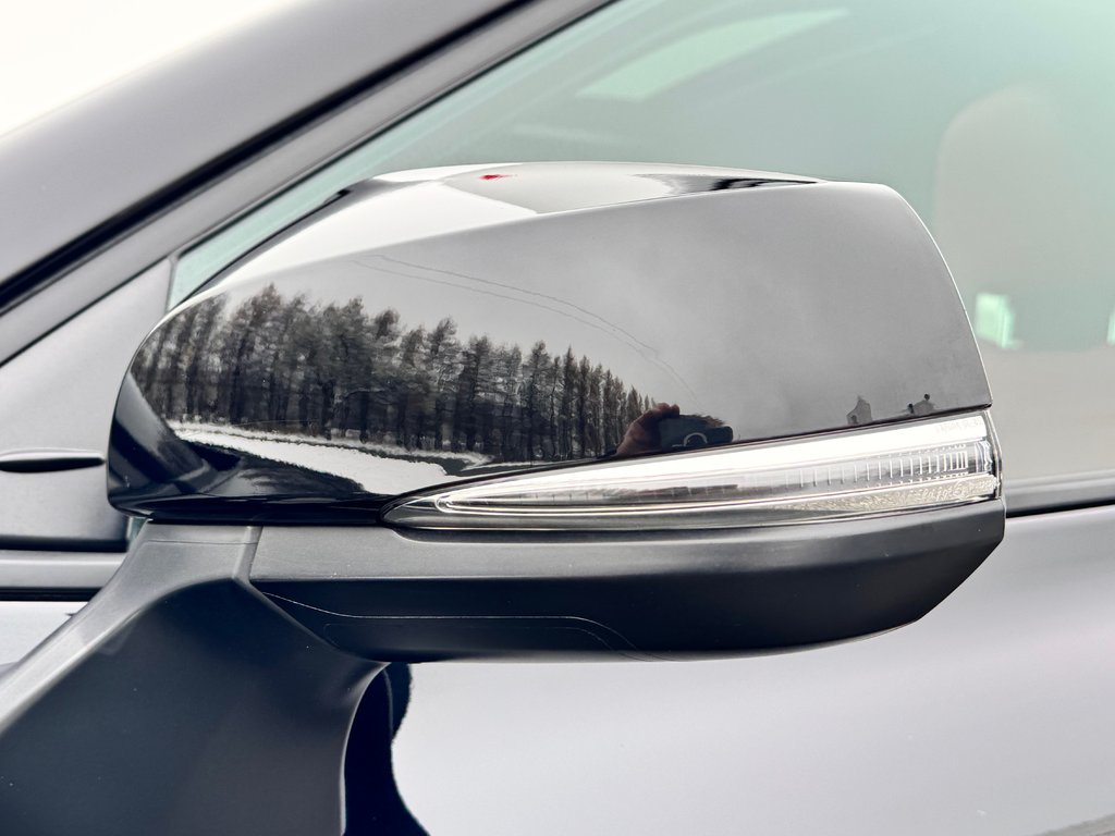 Toyota Highlander XSE / JAMAIS ACCIDENTÉ  / ATT. REMORQUE TOYOTA 2023 à Thetford Mines, Québec - 18 - w1024h768px