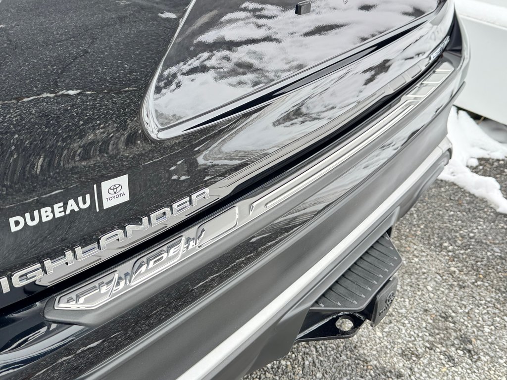 Toyota Highlander XSE / JAMAIS ACCIDENTÉ  / ATT. REMORQUE TOYOTA 2023 à Thetford Mines, Québec - 27 - w1024h768px