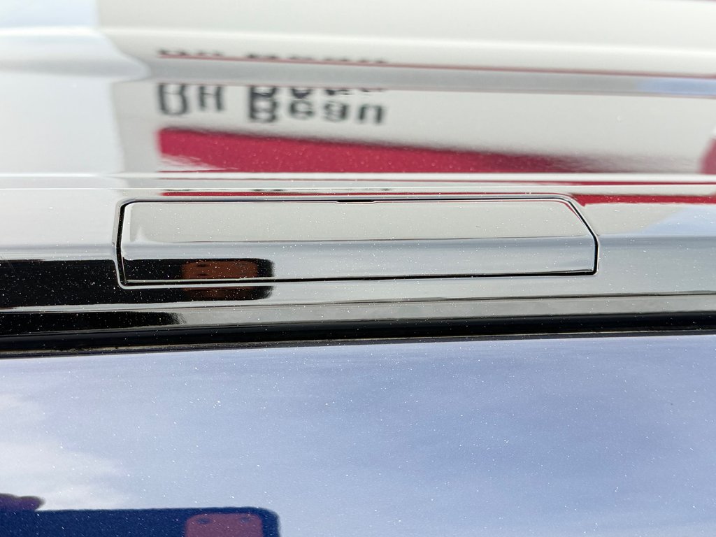 2023 Toyota Highlander XSE / 7 PASSAGERS / PRIX IMBATTABLE / SUPER LOOK / in Thetford Mines, Quebec - 18 - w1024h768px