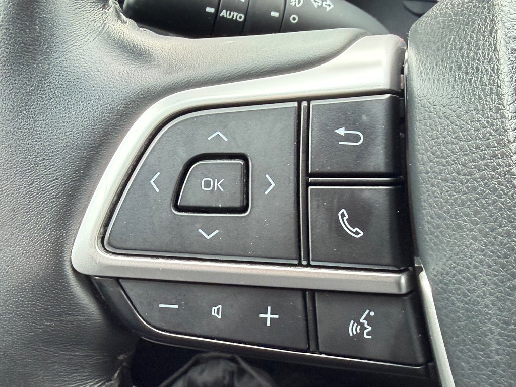 2023 Toyota Highlander XSE / 7 PASSAGERS / PRIX IMBATTABLE / SUPER LOOK / in Thetford Mines, Quebec - 34 - w1024h768px