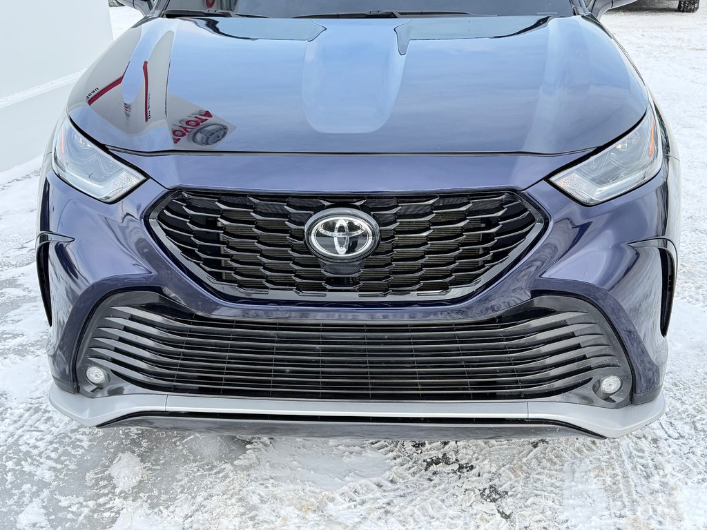 2023 Toyota Highlander XSE / 7 PASSAGERS / PRIX IMBATTABLE / SUPER LOOK / in Thetford Mines, Quebec - 12 - w1024h768px
