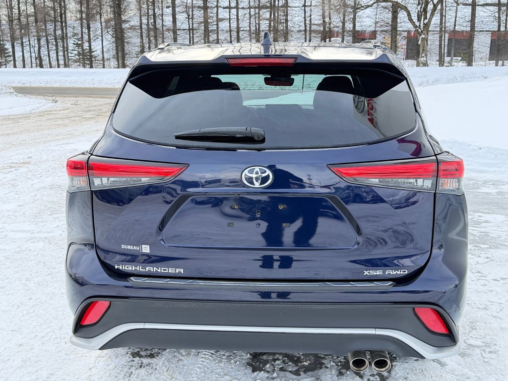 2023 Toyota Highlander XSE / 7 PASSAGERS / PRIX IMBATTABLE / SUPER LOOK / in Thetford Mines, Quebec - 5 - w1024h768px