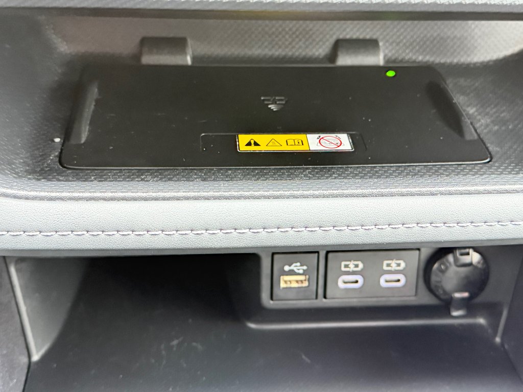 2023 Toyota Highlander XSE / 7 PASSAGERS / PRIX IMBATTABLE / SUPER LOOK / in Thetford Mines, Quebec - 44 - w1024h768px