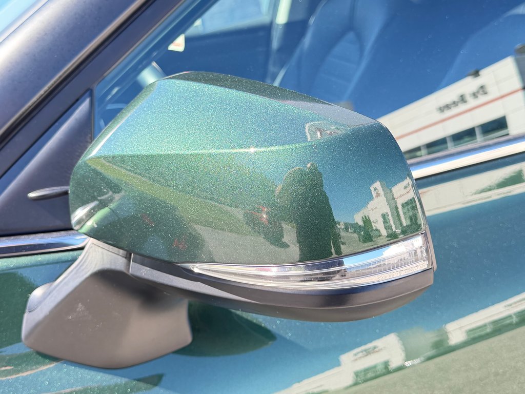 2023 Toyota Highlander HYBRIDE XLE AWD / PEA 29-01-27=100KM / in Thetford Mines, Quebec - 18 - w1024h768px