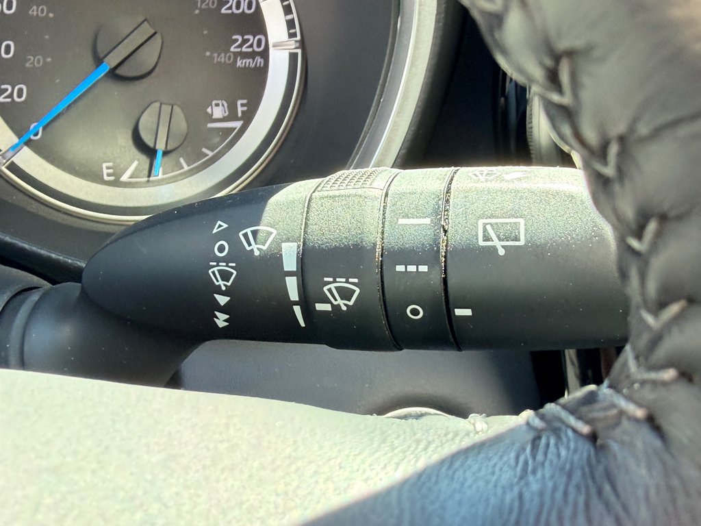 2023 Toyota Highlander HYBRIDE XLE AWD / PEA 29-01-27=100KM / in Thetford Mines, Quebec - 44 - w1024h768px