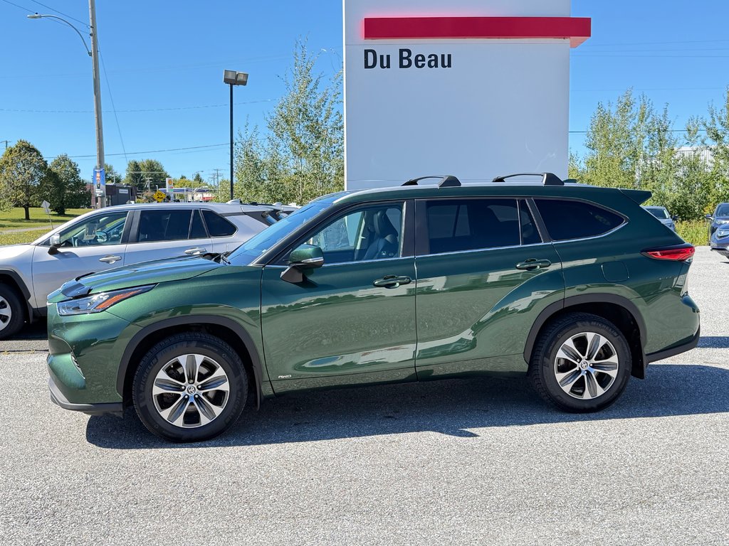 2023 Toyota Highlander HYBRIDE XLE AWD / PEA 29-01-27=100KM / in Thetford Mines, Quebec - 8 - w1024h768px