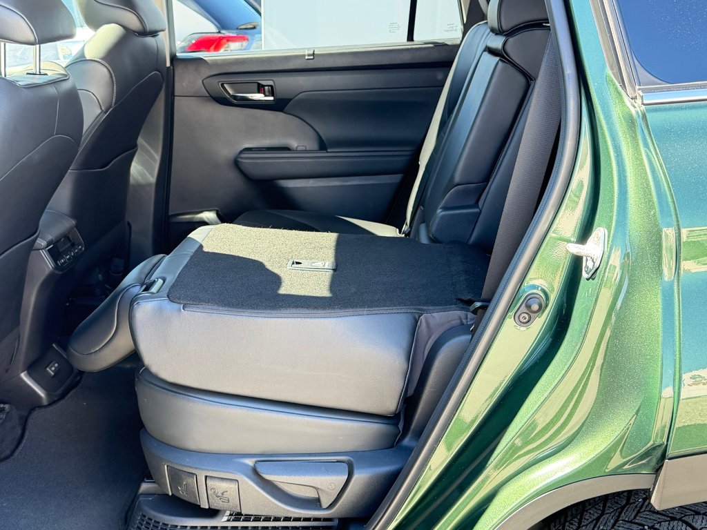 2023 Toyota Highlander HYBRIDE XLE AWD / PEA 29-01-27=100KM / in Thetford Mines, Quebec - 63 - w1024h768px