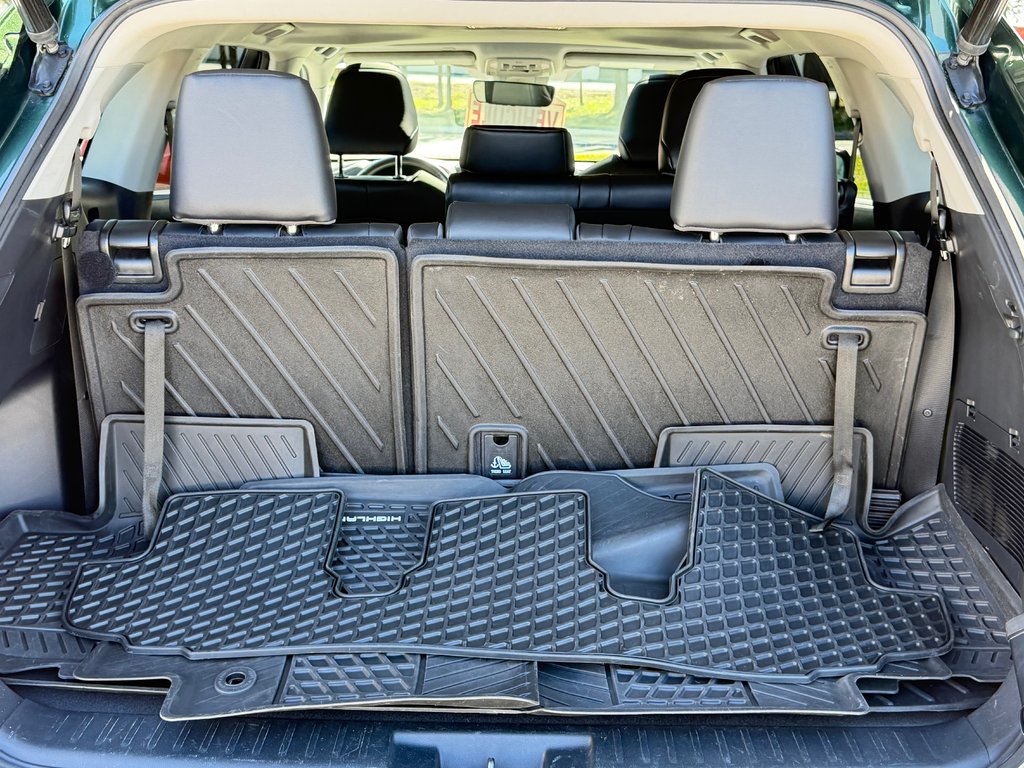 2023 Toyota Highlander HYBRIDE XLE AWD / PEA 29-01-27=100KM / in Thetford Mines, Quebec - 64 - w1024h768px