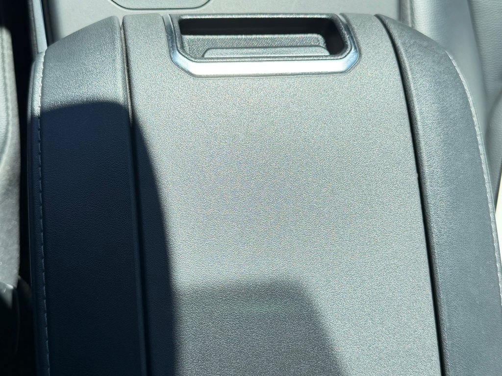 2023 Toyota Highlander HYBRIDE XLE AWD / PEA 29-01-27=100KM / in Thetford Mines, Quebec - 53 - w1024h768px